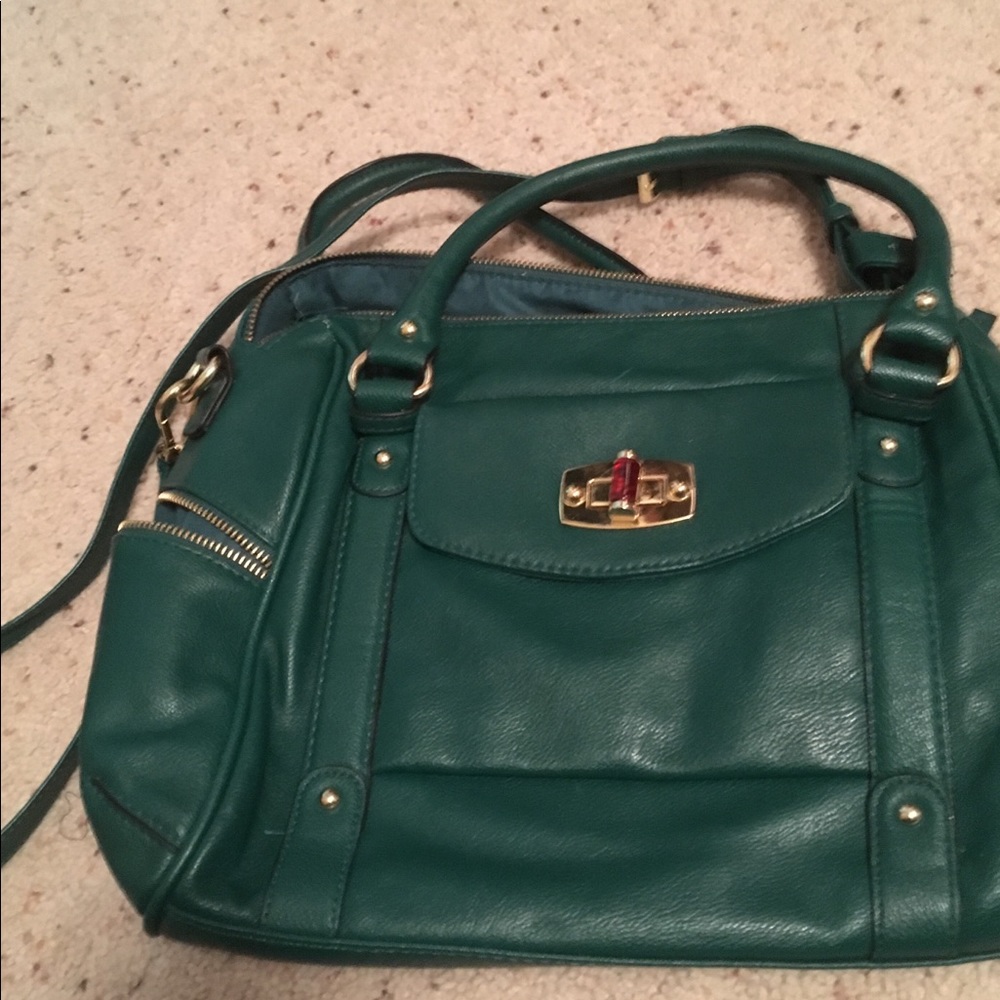 Green shoulder bag